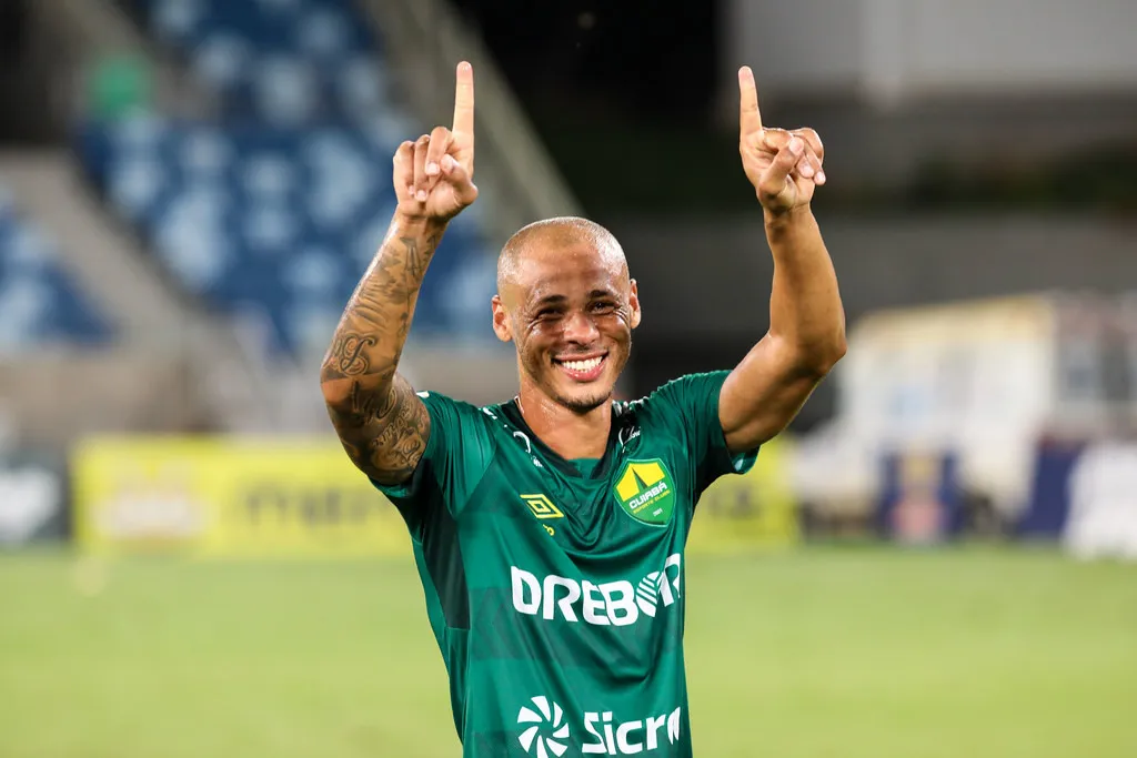 Anderson Conceição — zagueiro profissional e mentor esportivo